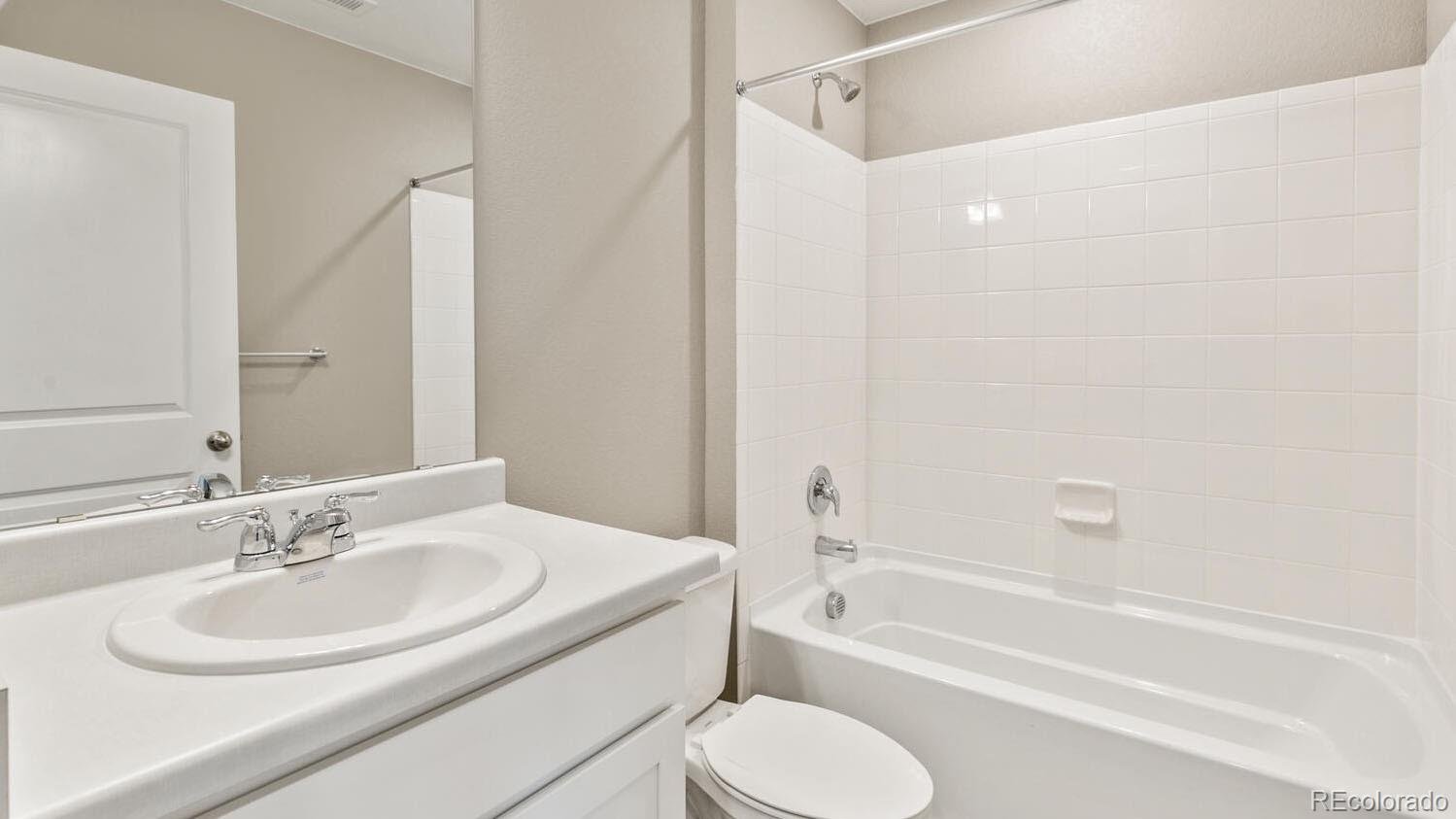 MLS Image #22 for 22343 e 6th place,aurora, Colorado