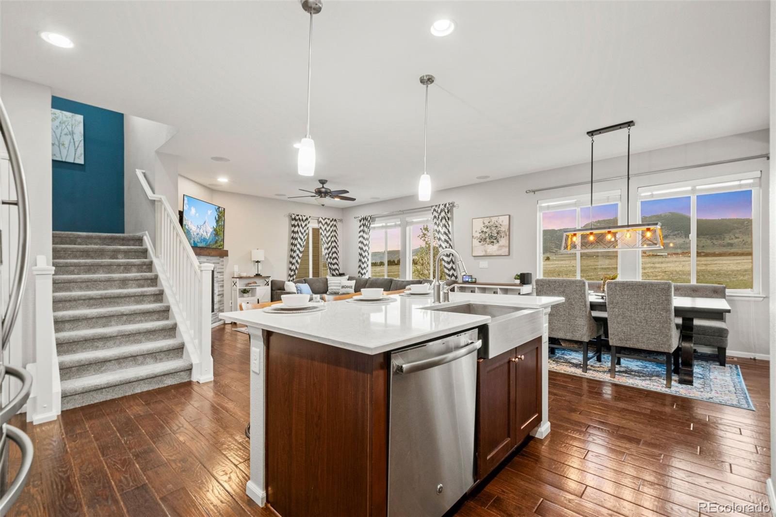 MLS Image #11 for 9387  iron mountain way,arvada, Colorado