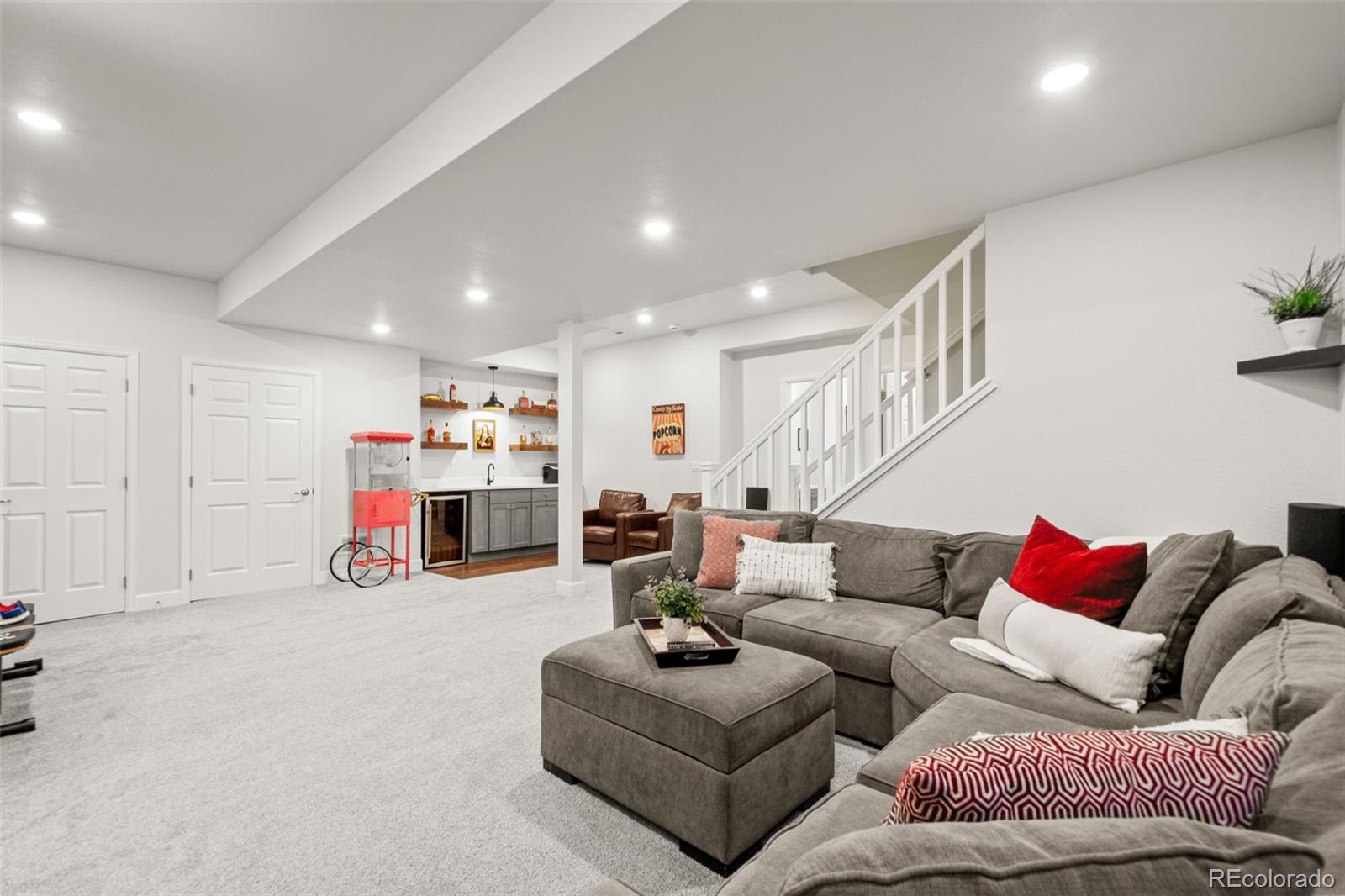 MLS Image #29 for 9387  iron mountain way,arvada, Colorado