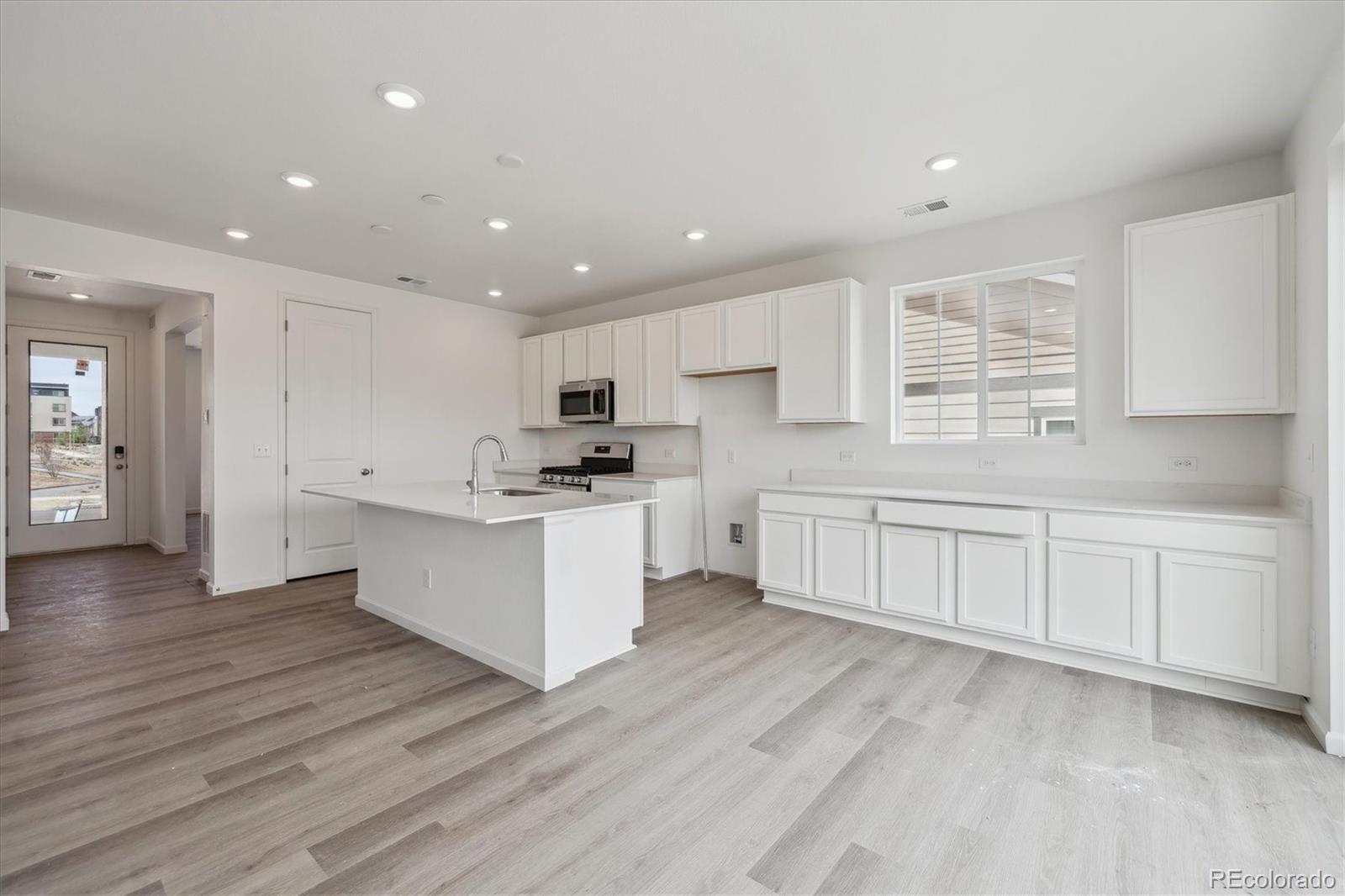 MLS Image #3 for 6646 n nepal street,aurora, Colorado