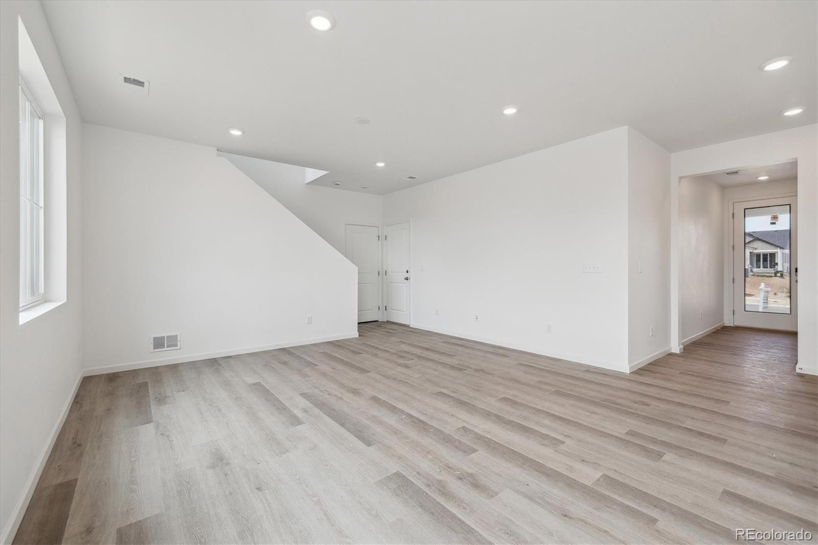 MLS Image #5 for 6646 n nepal street,aurora, Colorado