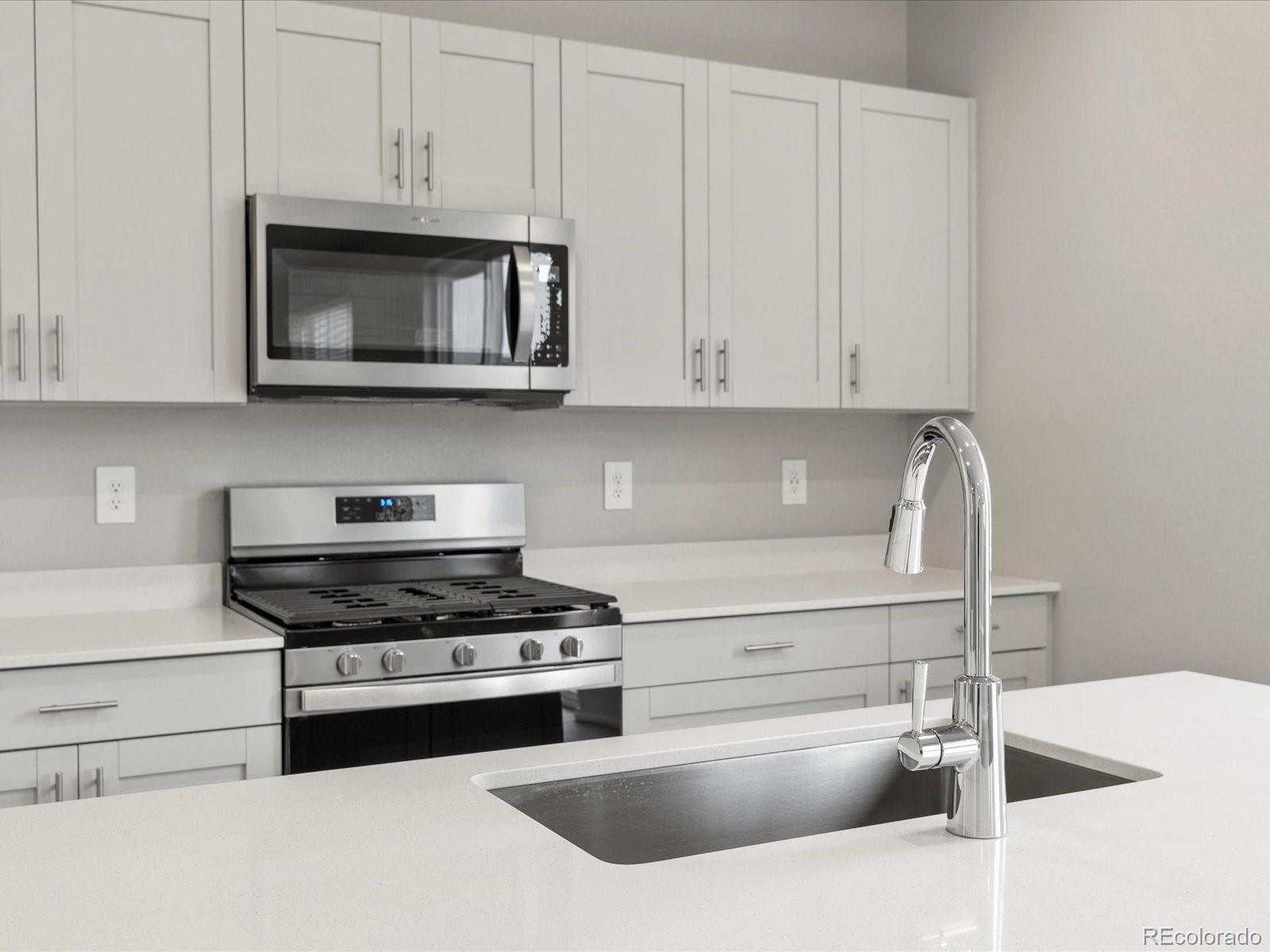 MLS Image #11 for 559  homestead avenue,brighton, Colorado