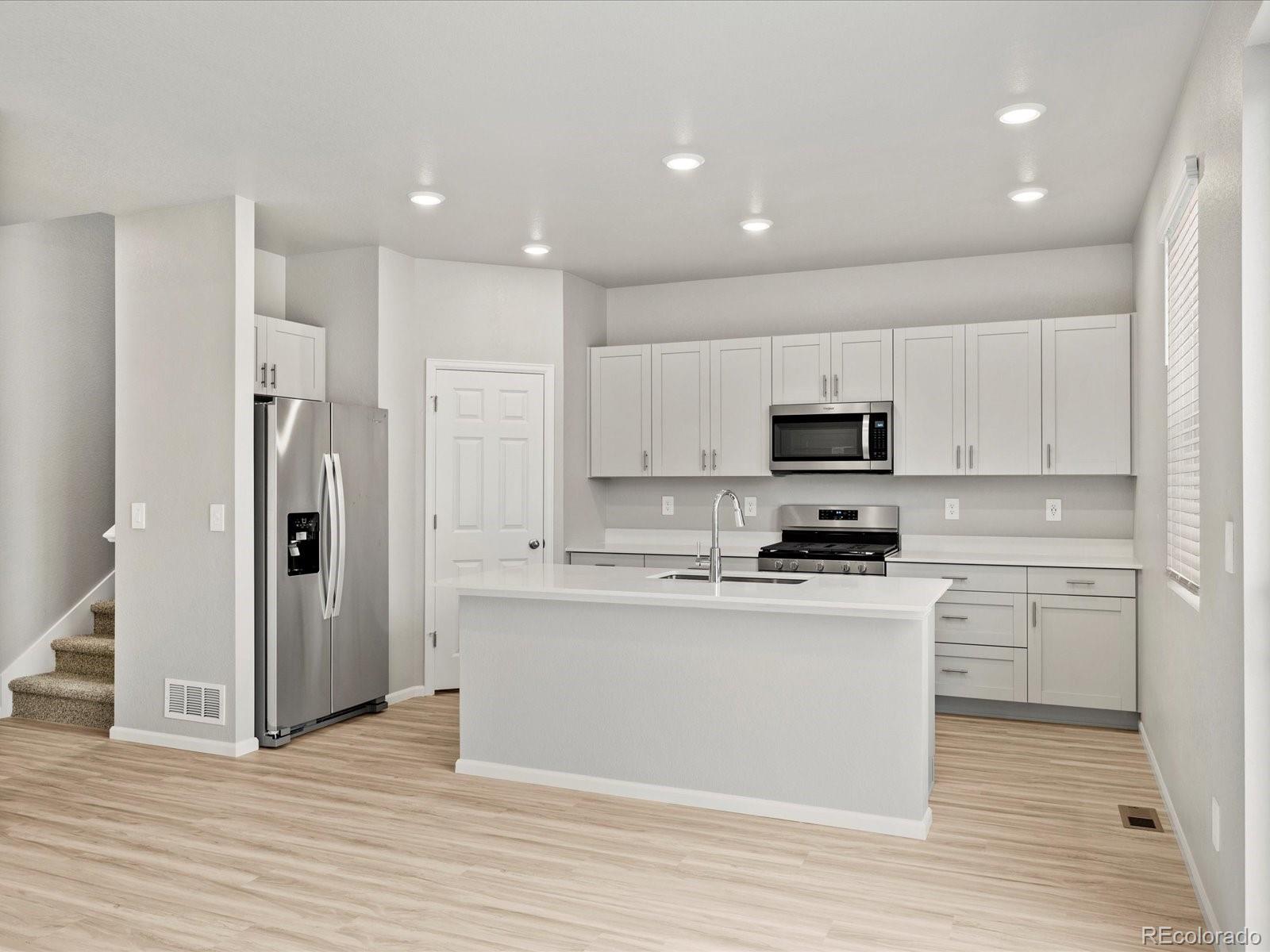 MLS Image #8 for 559  homestead avenue,brighton, Colorado