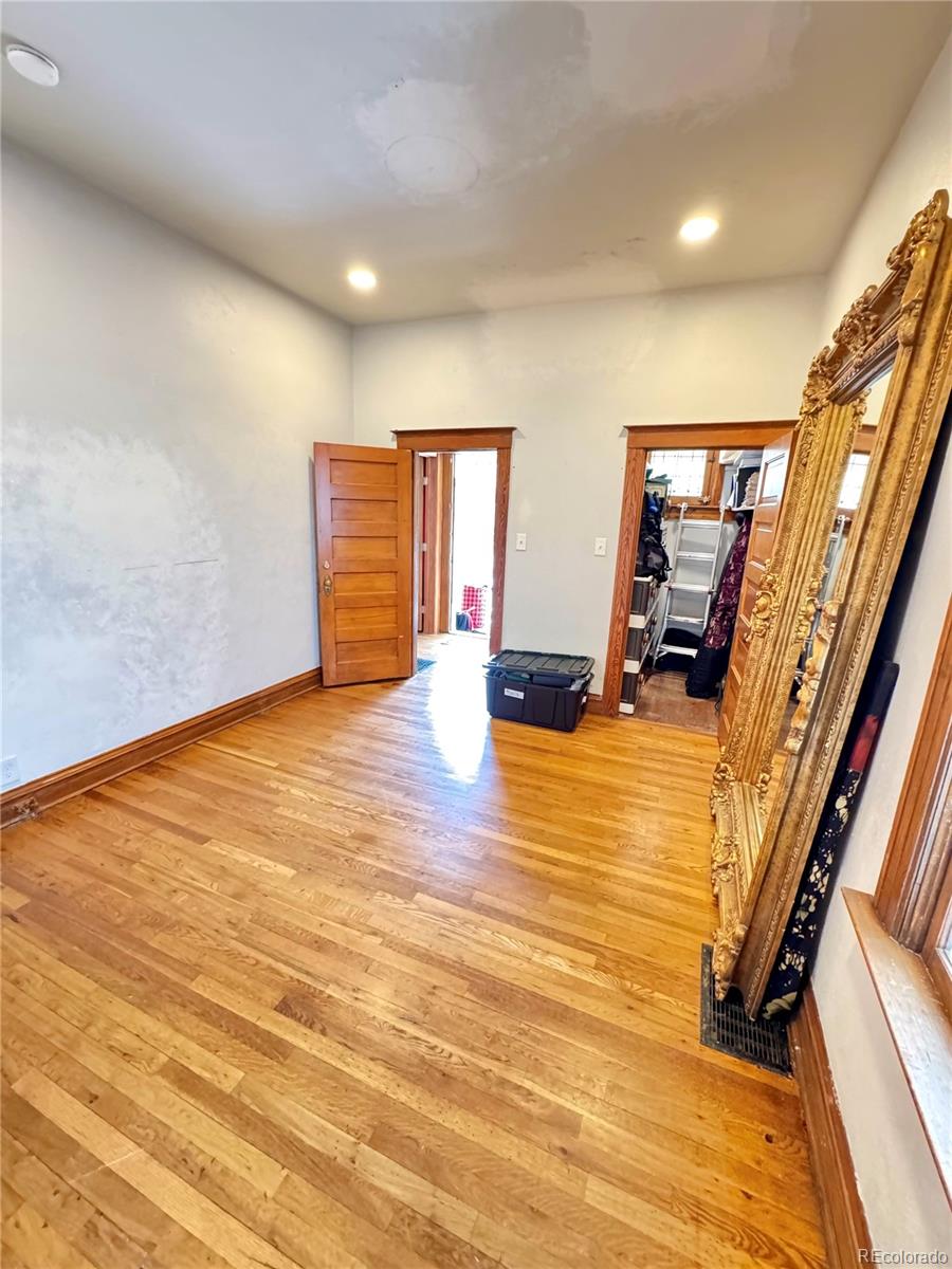 MLS Image #13 for 52 s washington street,denver, Colorado