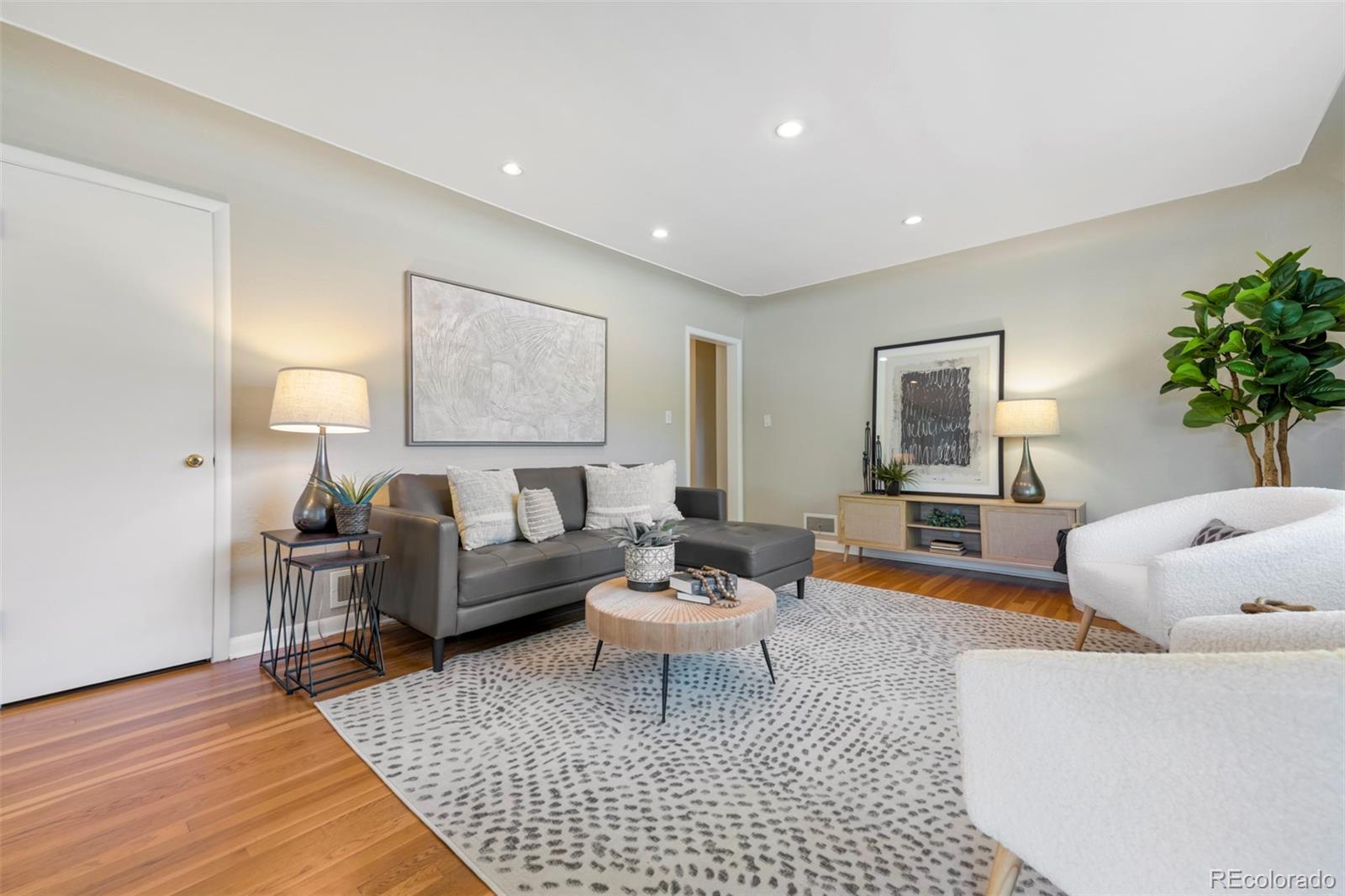 MLS Image #3 for 3245 s high street,englewood, Colorado