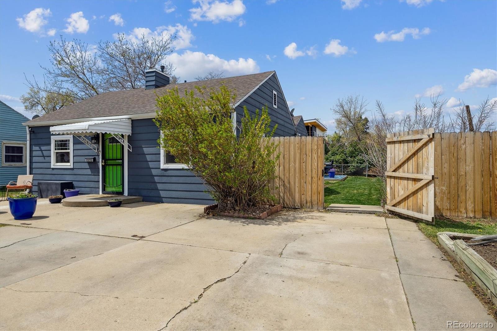 MLS Image #3 for 1995  xenia street,denver, Colorado