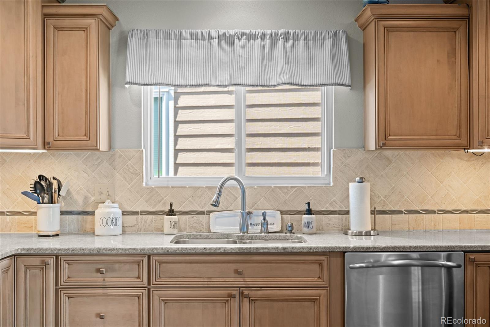 MLS Image #15 for 33  canongate lane,highlands ranch, Colorado