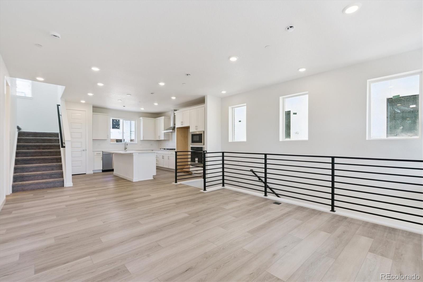 MLS Image #10 for 11475 e briarwood circle,centennial, Colorado