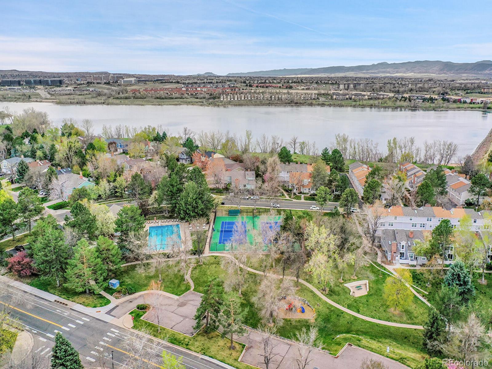 MLS Image #42 for 2590 w long circle,littleton, Colorado