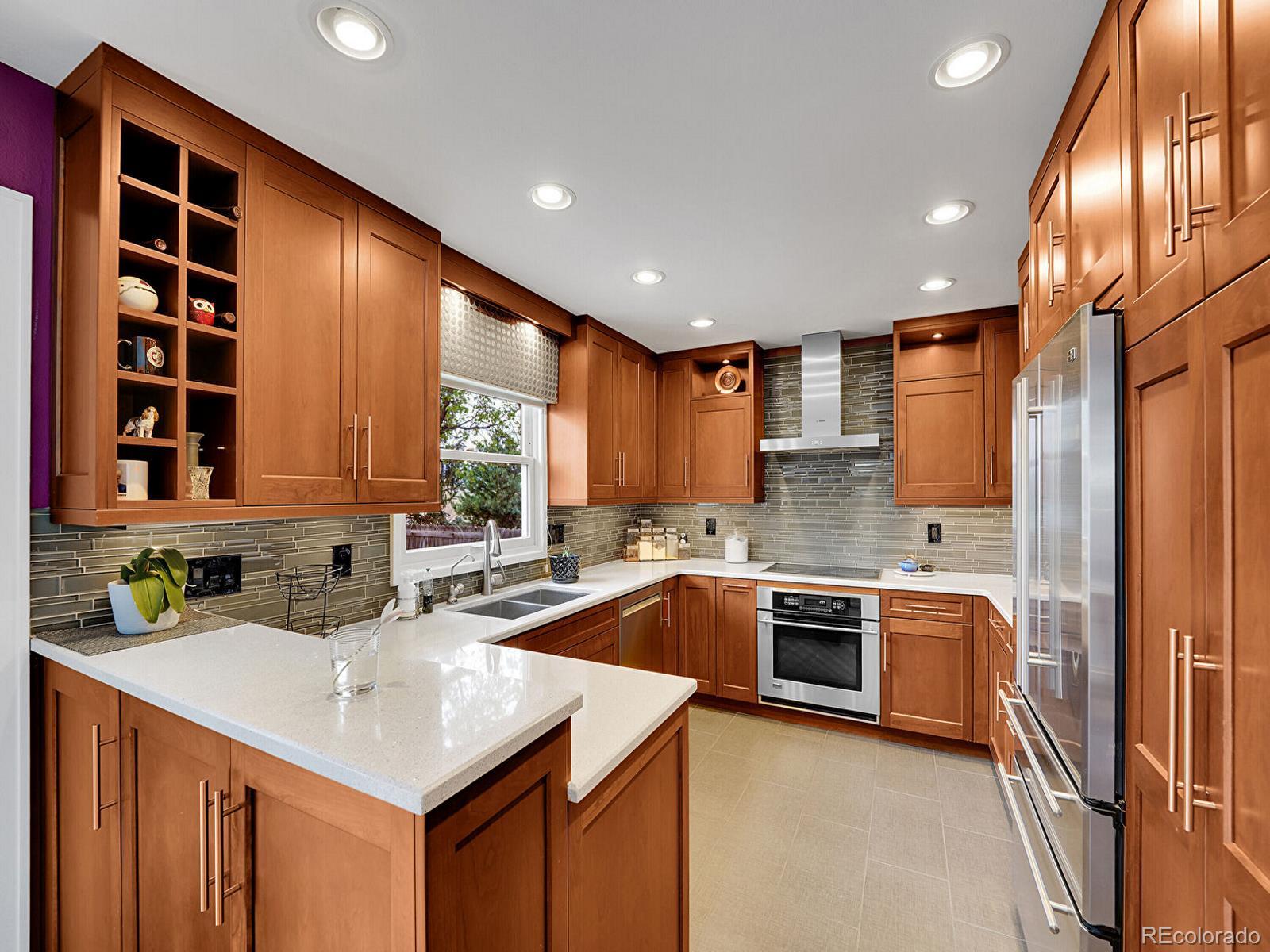 MLS Image #8 for 2590 w long circle,littleton, Colorado
