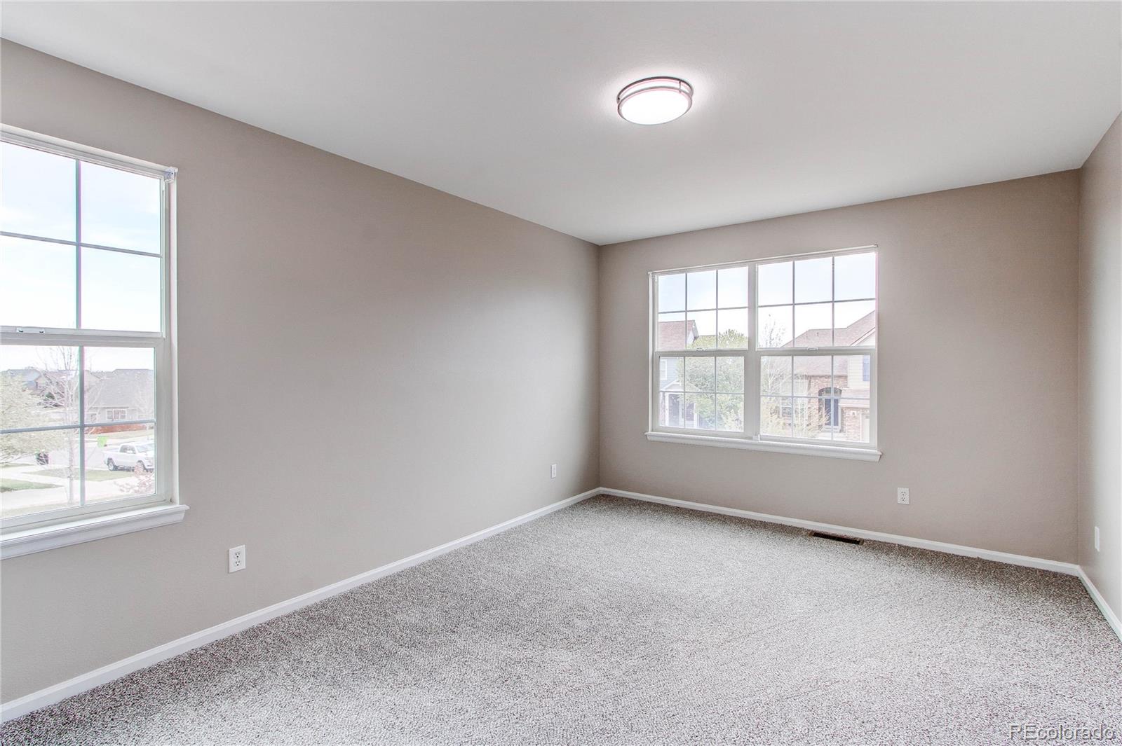 MLS Image #17 for 5597 s buchanan street,aurora, Colorado