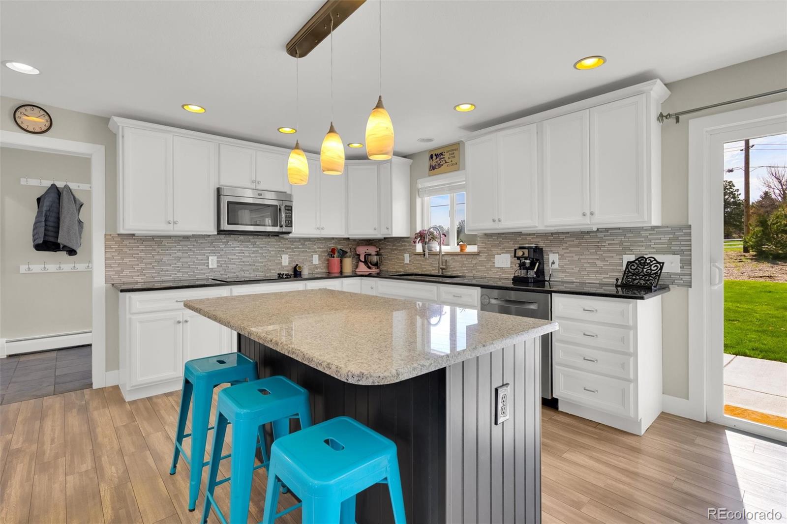 MLS Image #11 for 16816 e costilla avenue,foxfield, Colorado