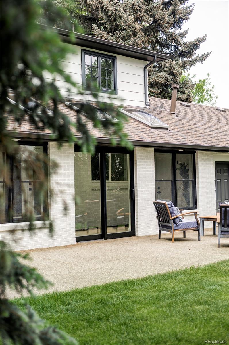 MLS Image #38 for 3930 s hillcrest drive,denver, Colorado