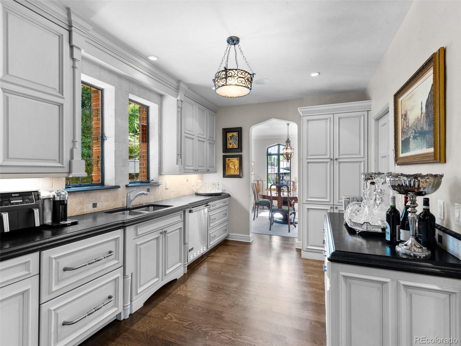 MLS Image #14 for 2750 e cedar avenue,denver, Colorado