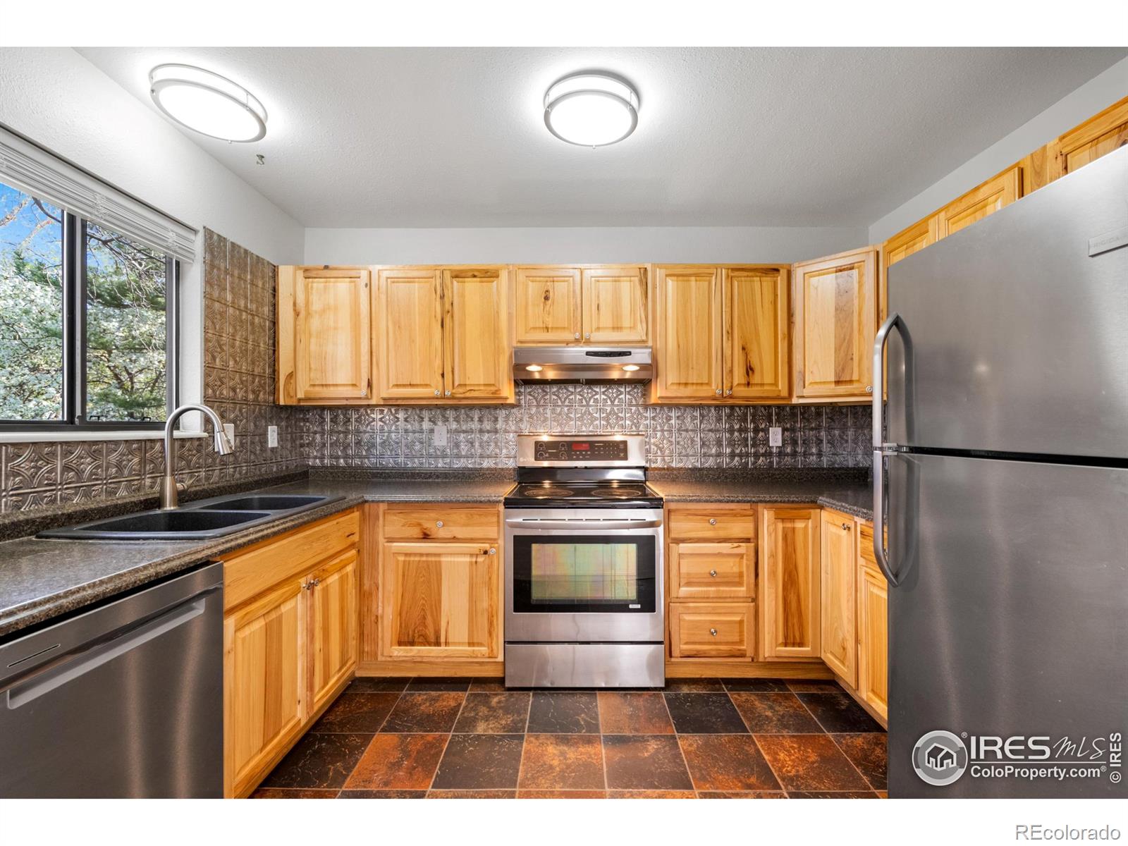 MLS Image #18 for 910  sparta drive,lafayette, Colorado