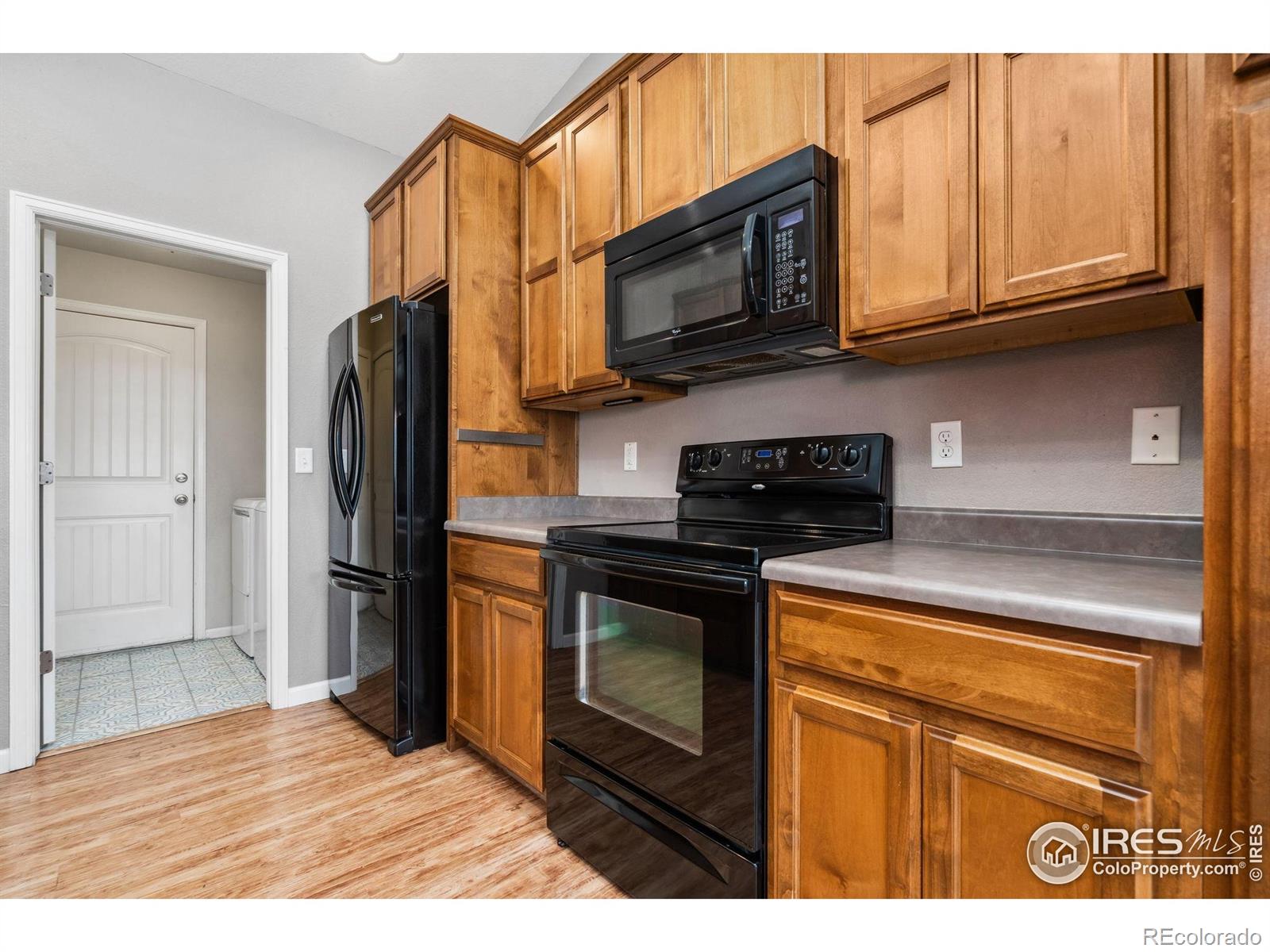 MLS Image #11 for 950  delphinus place,loveland, Colorado