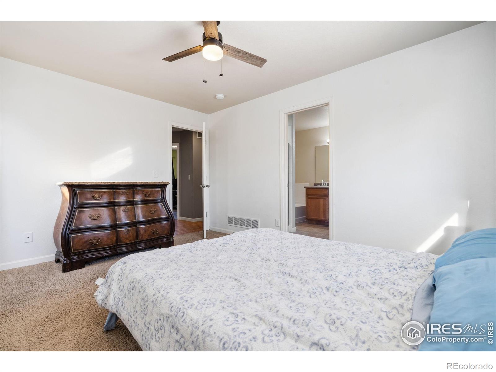 MLS Image #16 for 950  delphinus place,loveland, Colorado