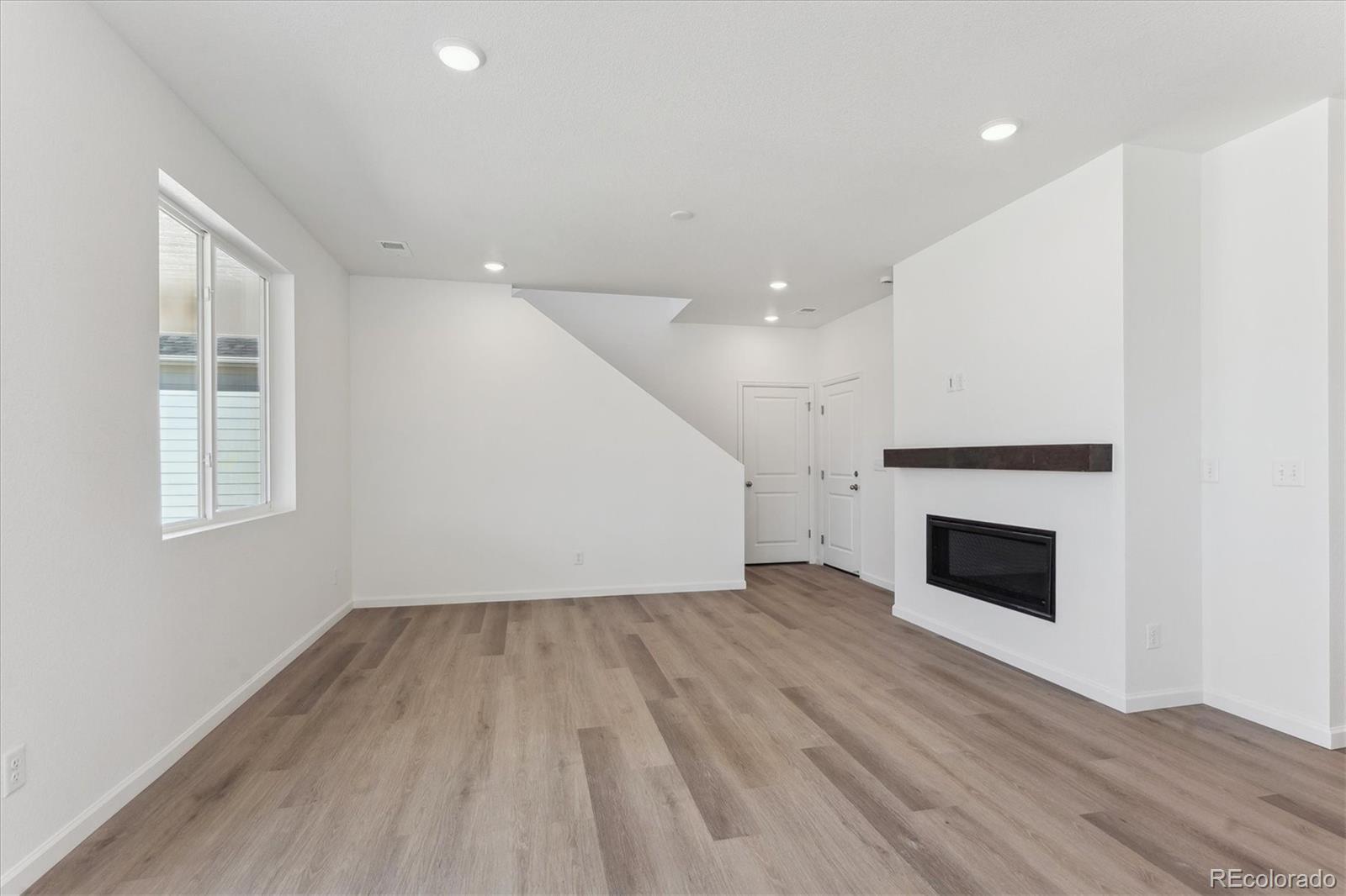 MLS Image #6 for 1311  rock cliff avenue,erie, Colorado