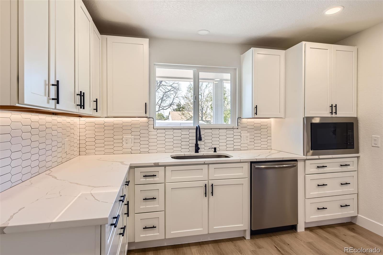 MLS Image #5 for 4350 s delaware street,englewood, Colorado
