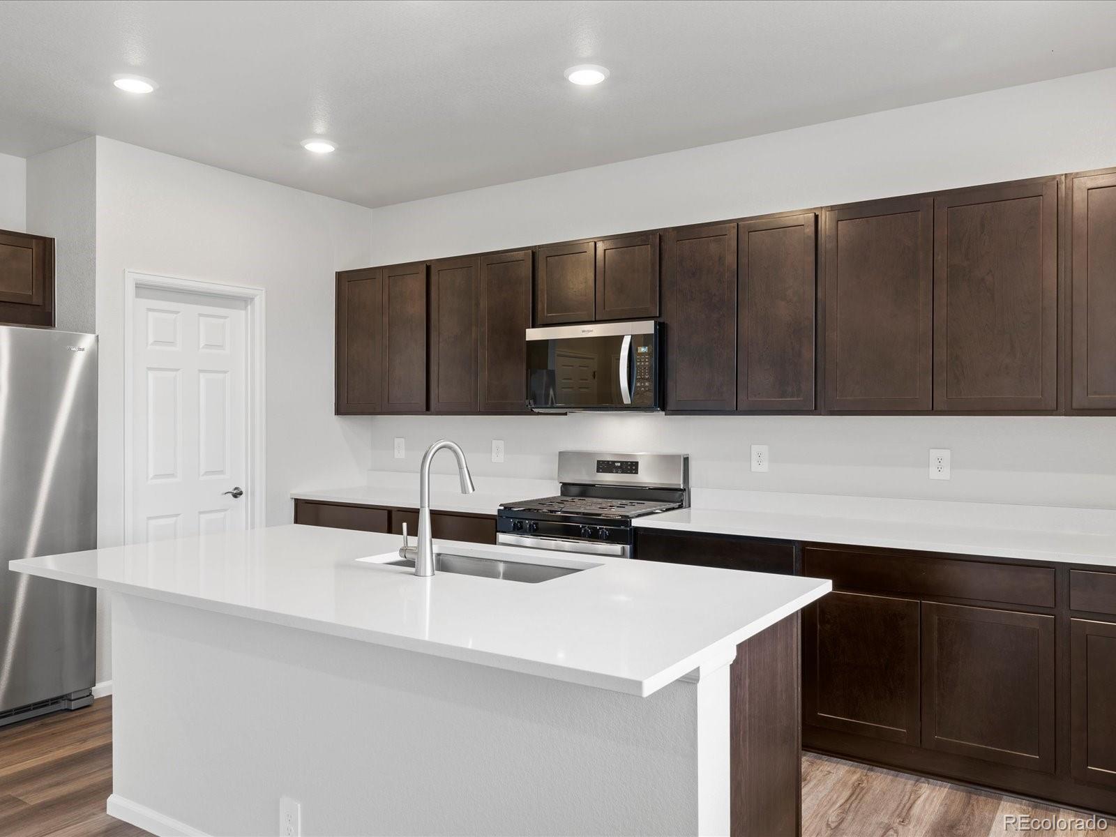 MLS Image #14 for 1028  odessa lake road,severance, Colorado