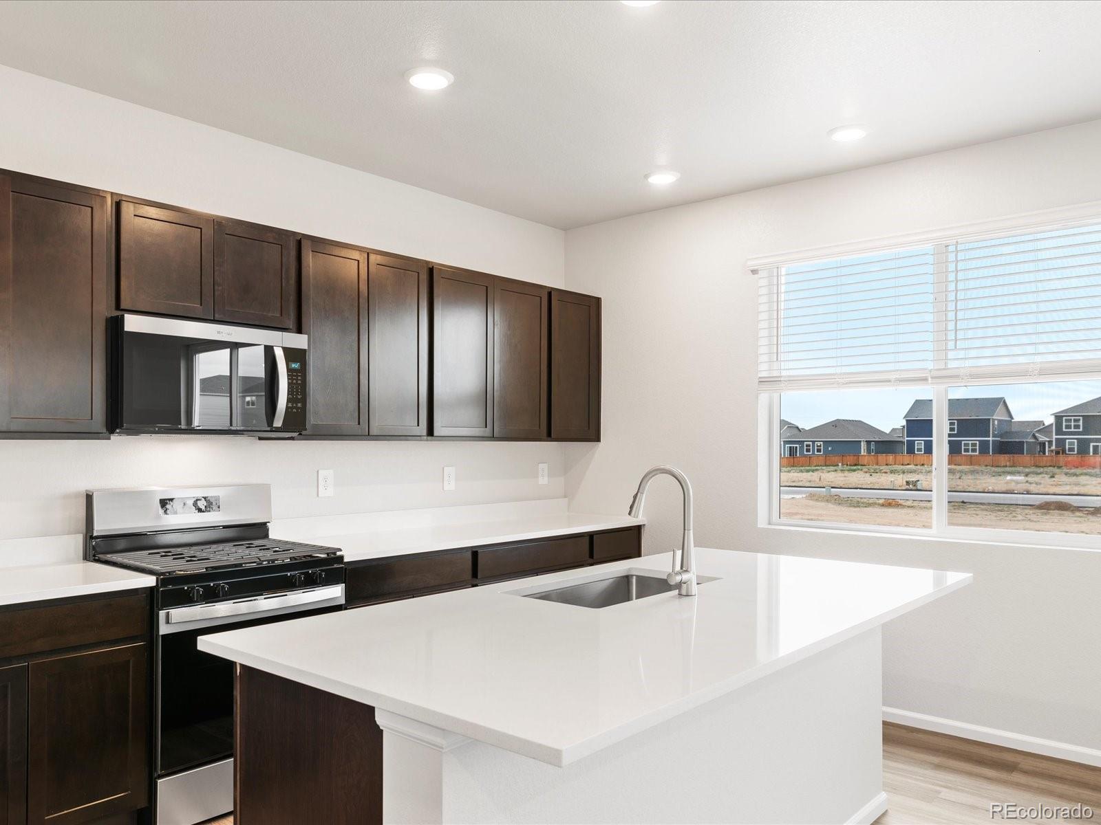 MLS Image #17 for 1028  odessa lake road,severance, Colorado