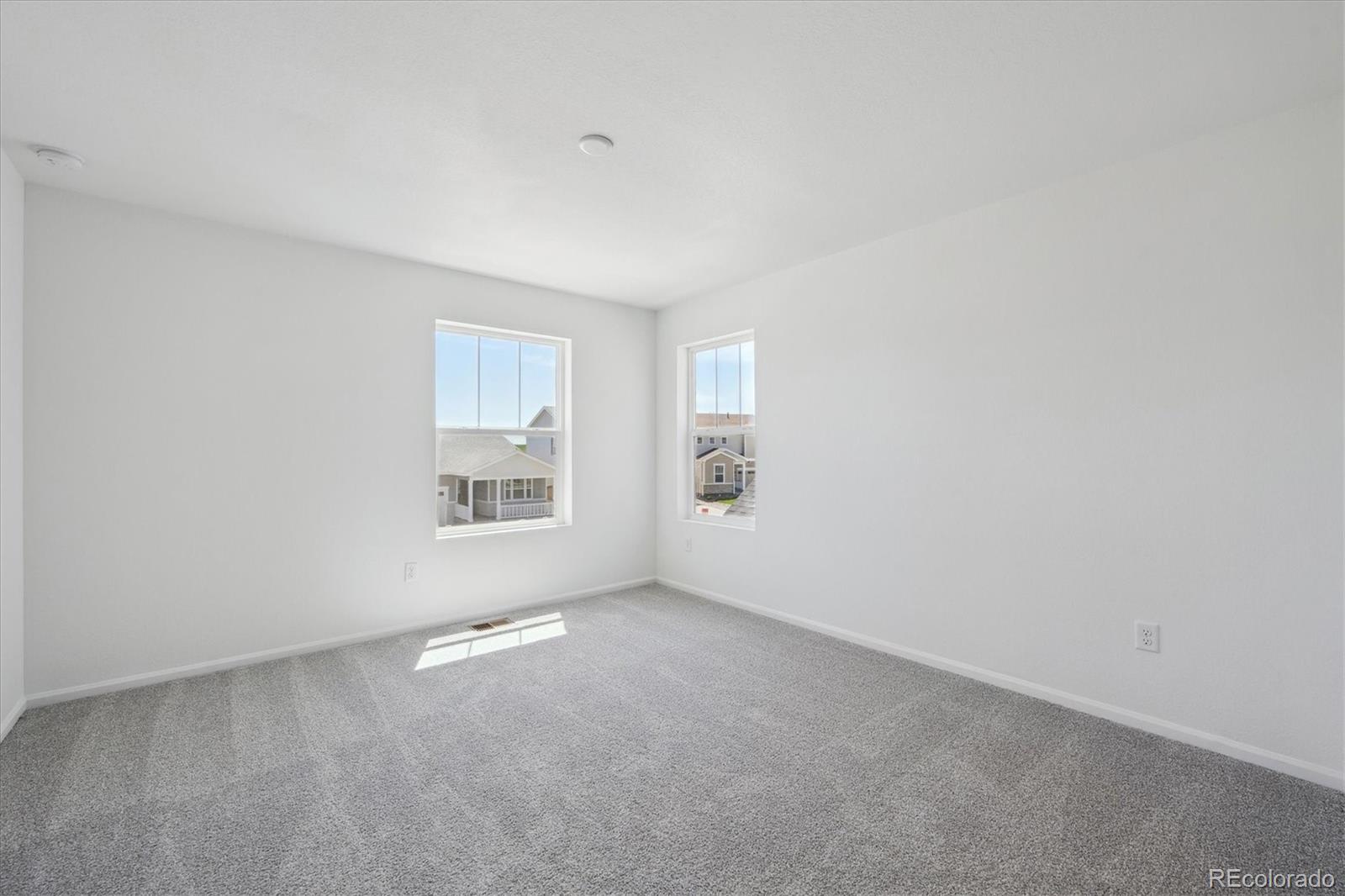 MLS Image #17 for 4667  short horn drive,johnstown, Colorado