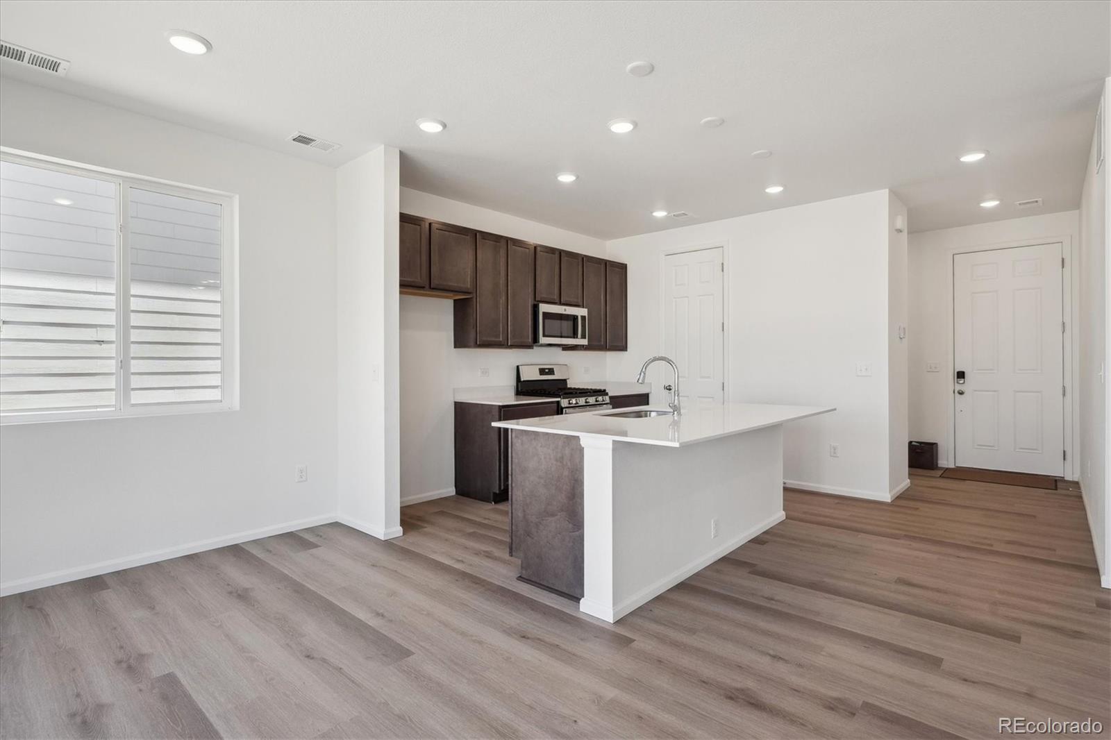 MLS Image #6 for 4667  short horn drive,johnstown, Colorado