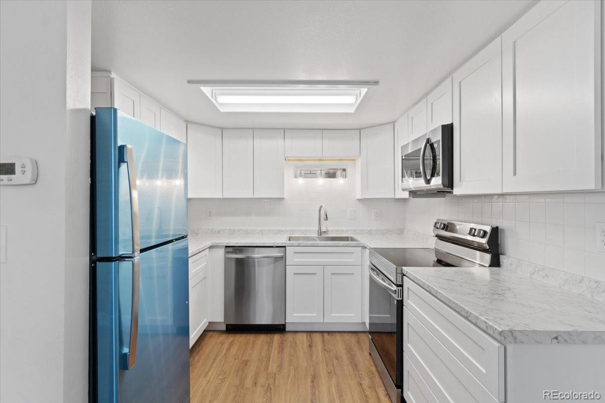 MLS Image #2 for 9050  zephyr court,broomfield, Colorado