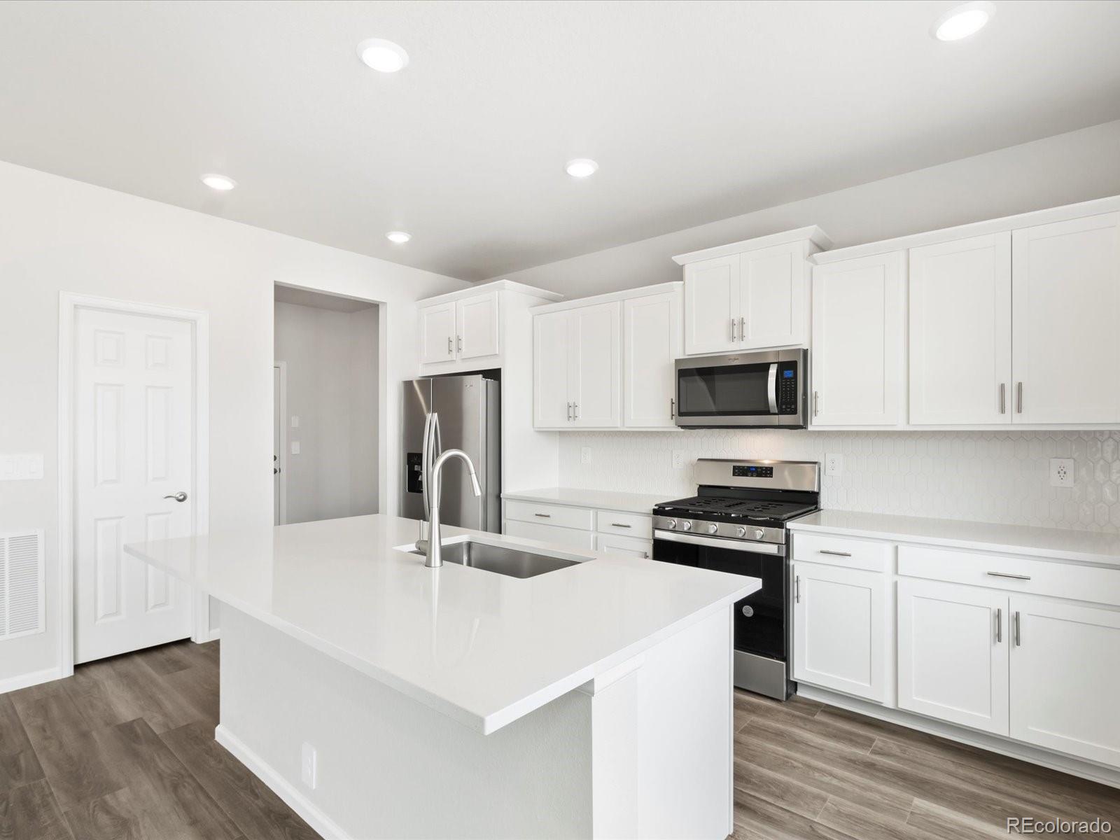 MLS Image #14 for 1635  rumley creek drive,windsor, Colorado