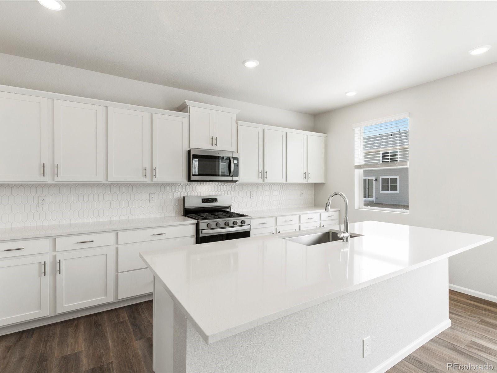 MLS Image #19 for 1131  crystal creek drive,windsor, Colorado