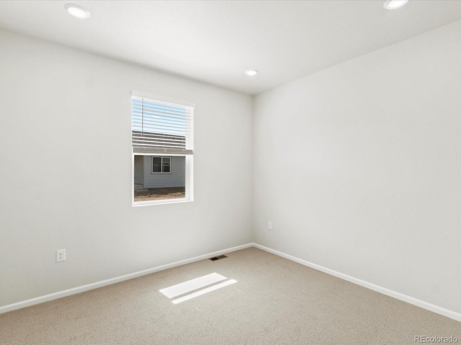 MLS Image #7 for 1131  crystal creek drive,windsor, Colorado