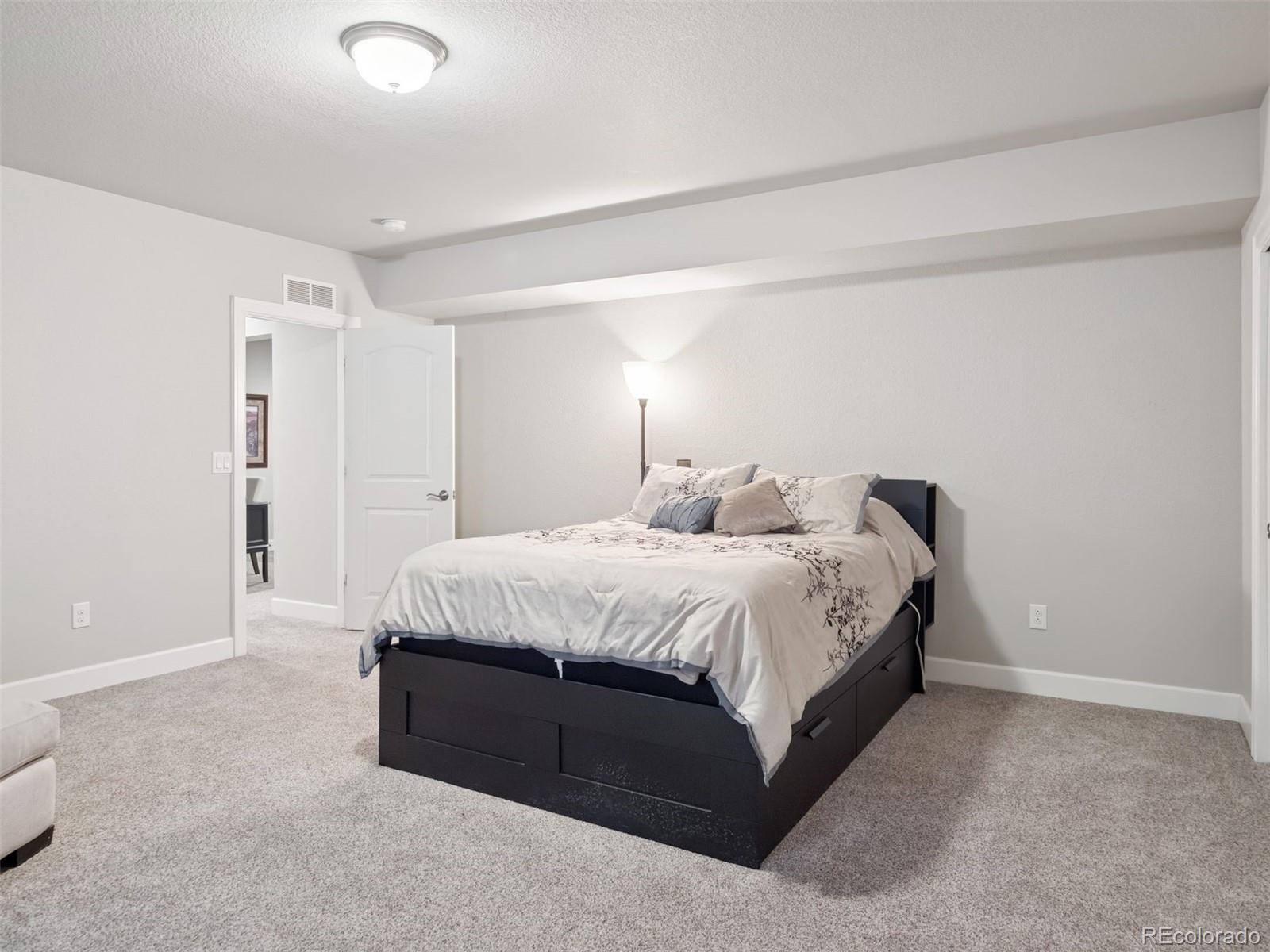 MLS Image #46 for 6970 e lake drive,centennial, Colorado