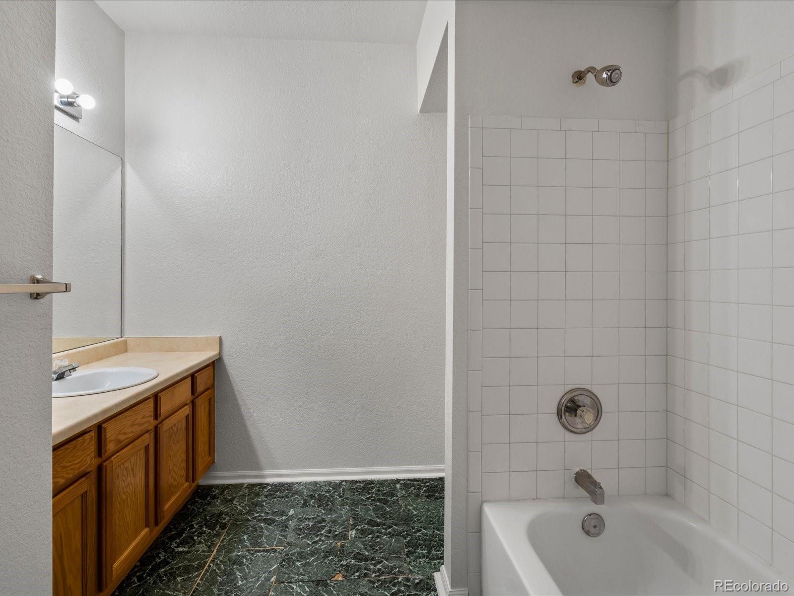 MLS Image #14 for 912 s yampa street,aurora, Colorado