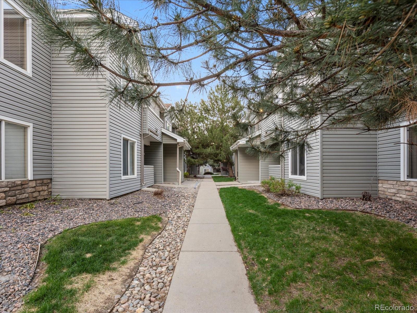 MLS Image #17 for 912 s yampa street,aurora, Colorado