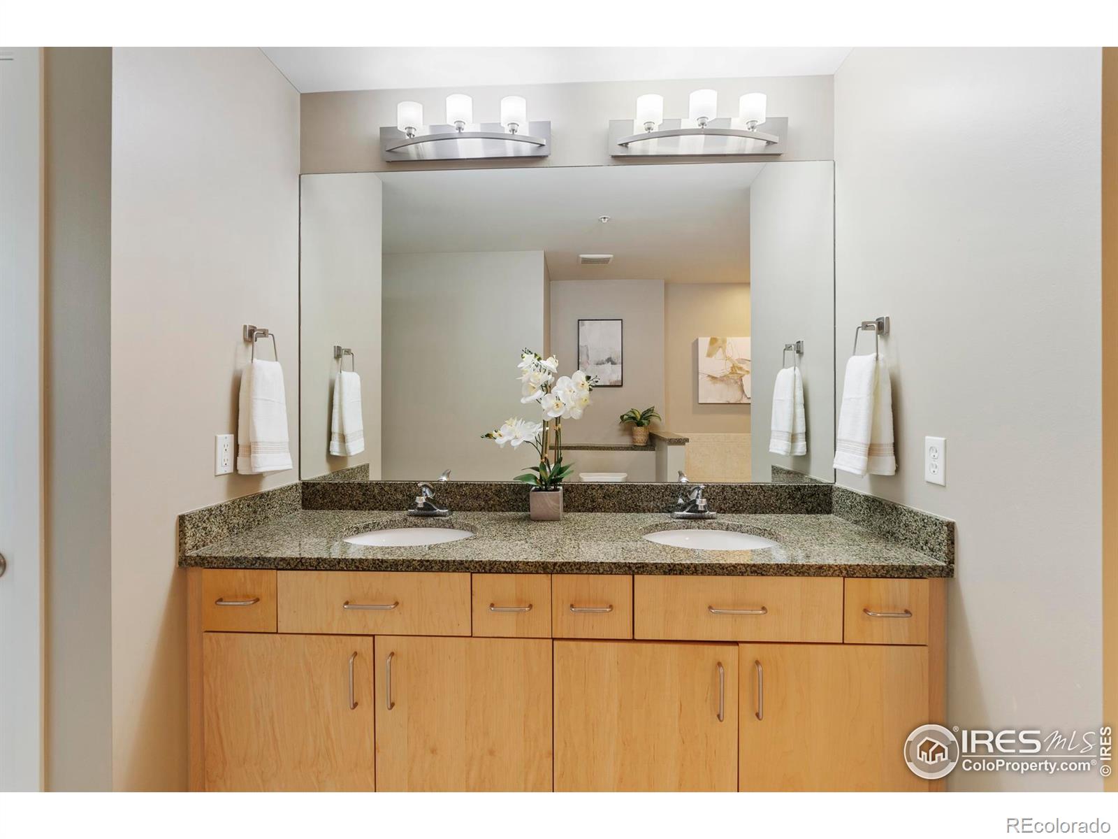 MLS Image #17 for 1700  bassett street 1303,denver, Colorado