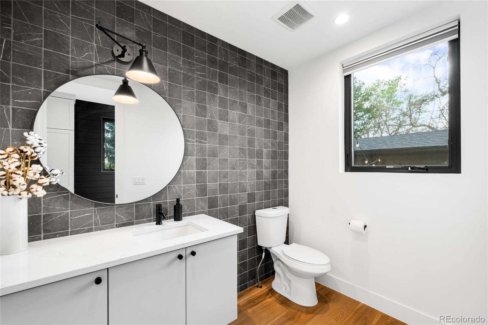 MLS Image #26 for 1035 s josephine street,denver, Colorado