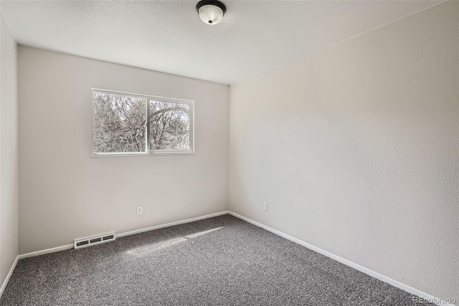 MLS Image #17 for 7791 s columbine street,centennial, Colorado