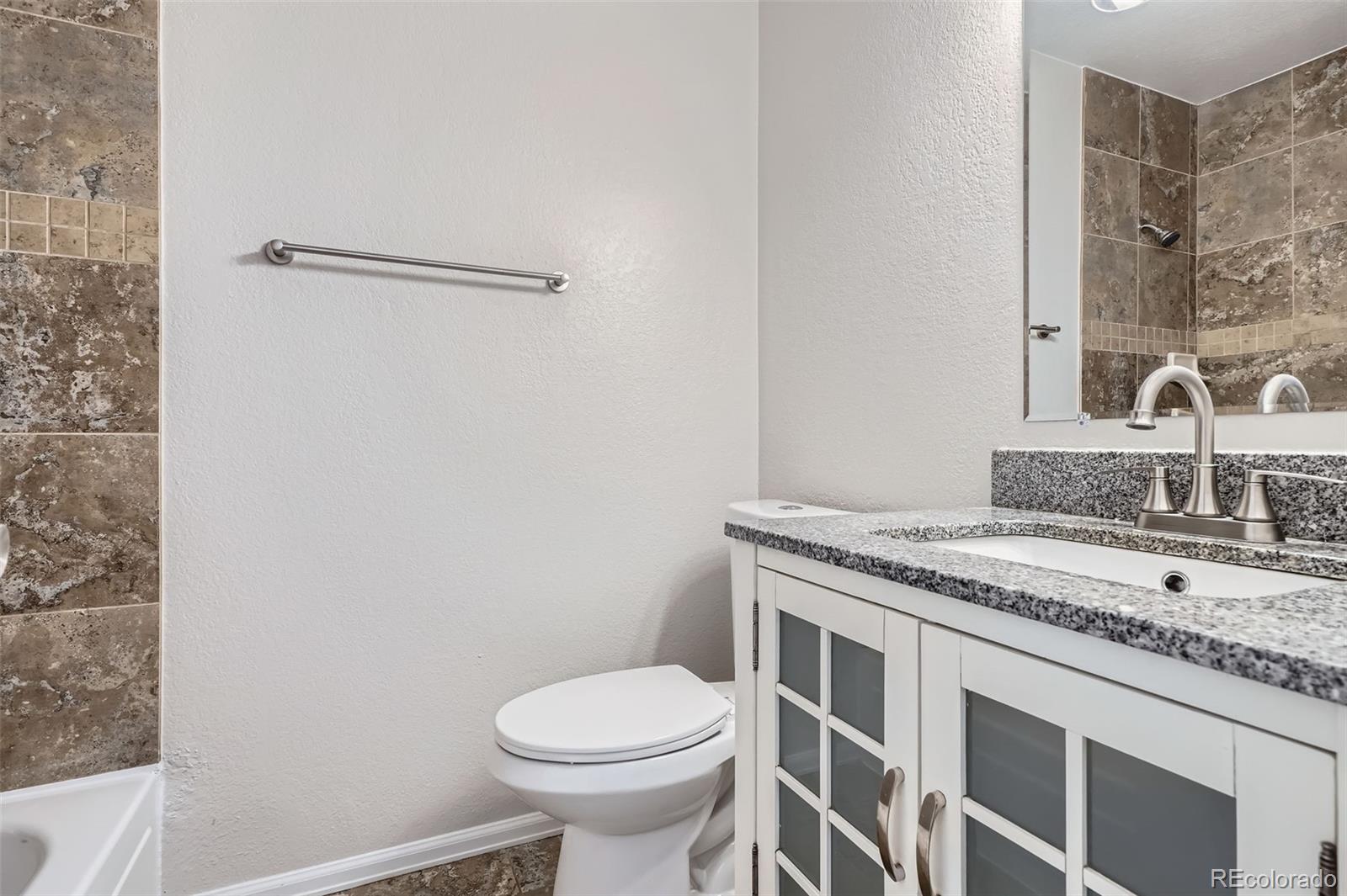 MLS Image #8 for 7791 s columbine street,centennial, Colorado