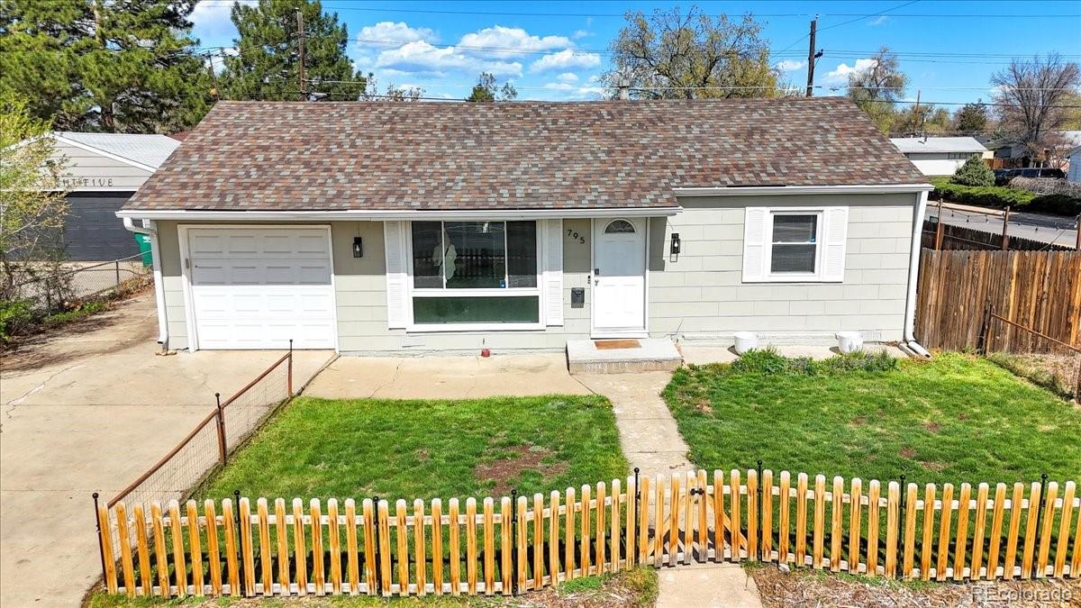 CMA Image for 795  Moline Street,Aurora, Colorado