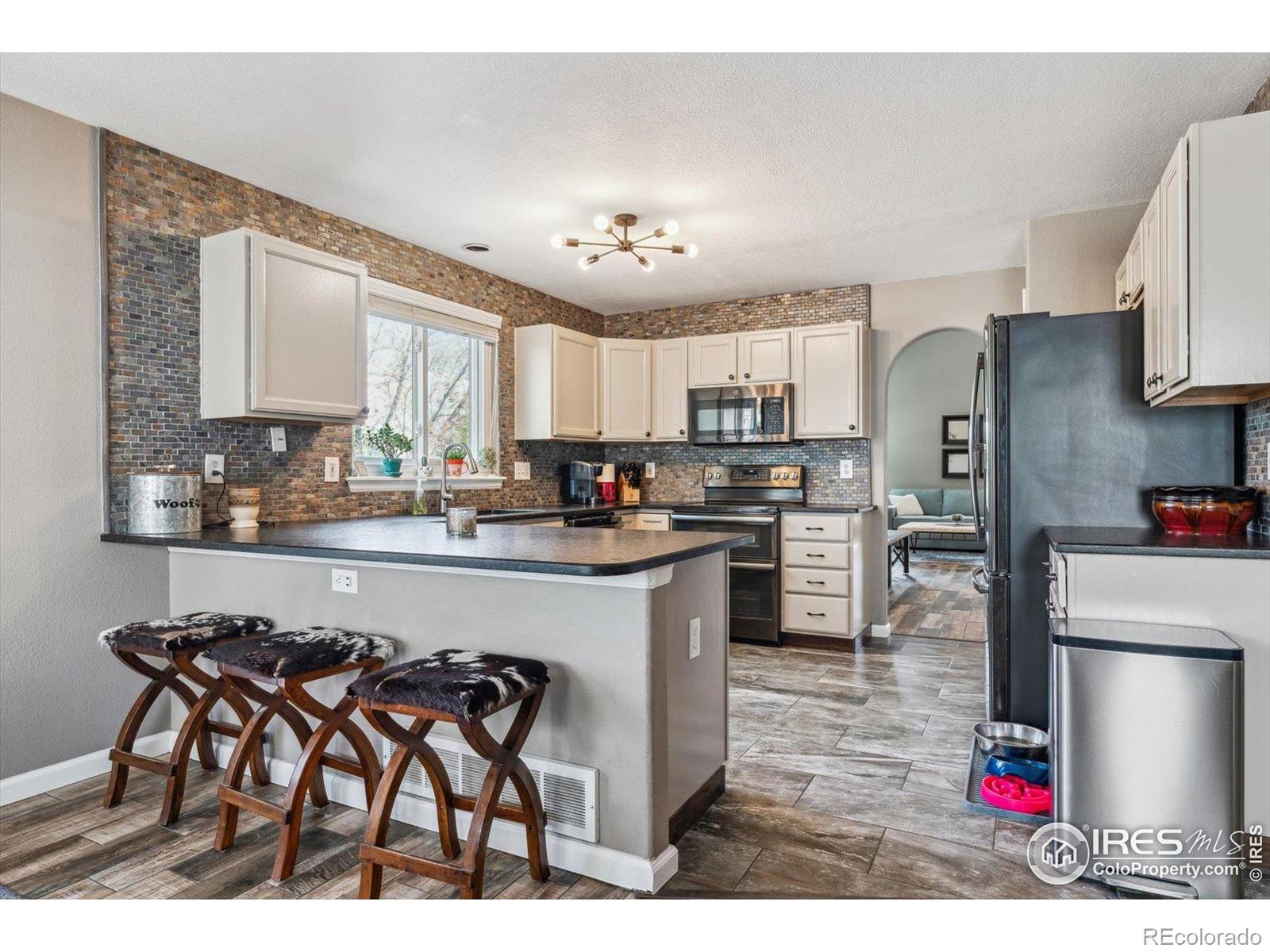 MLS Image #5 for 1142  dover way,broomfield, Colorado