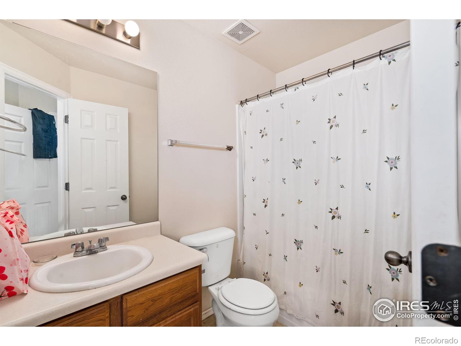 MLS Image #16 for 1602  robertson street,fort collins, Colorado
