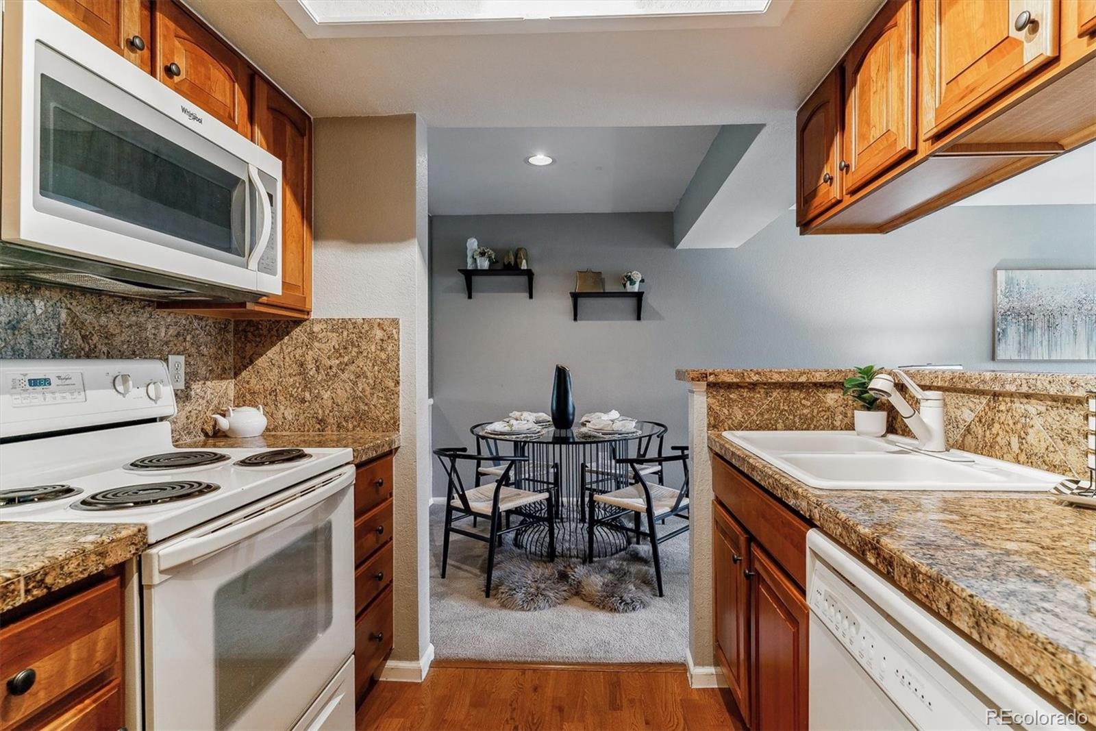 MLS Image #6 for 9283 e arbor circle,englewood, Colorado