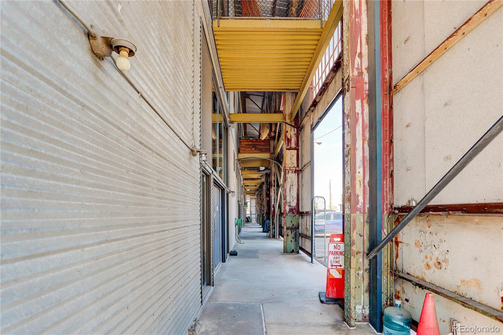 MLS Image #38 for 3377  blake street,denver, Colorado