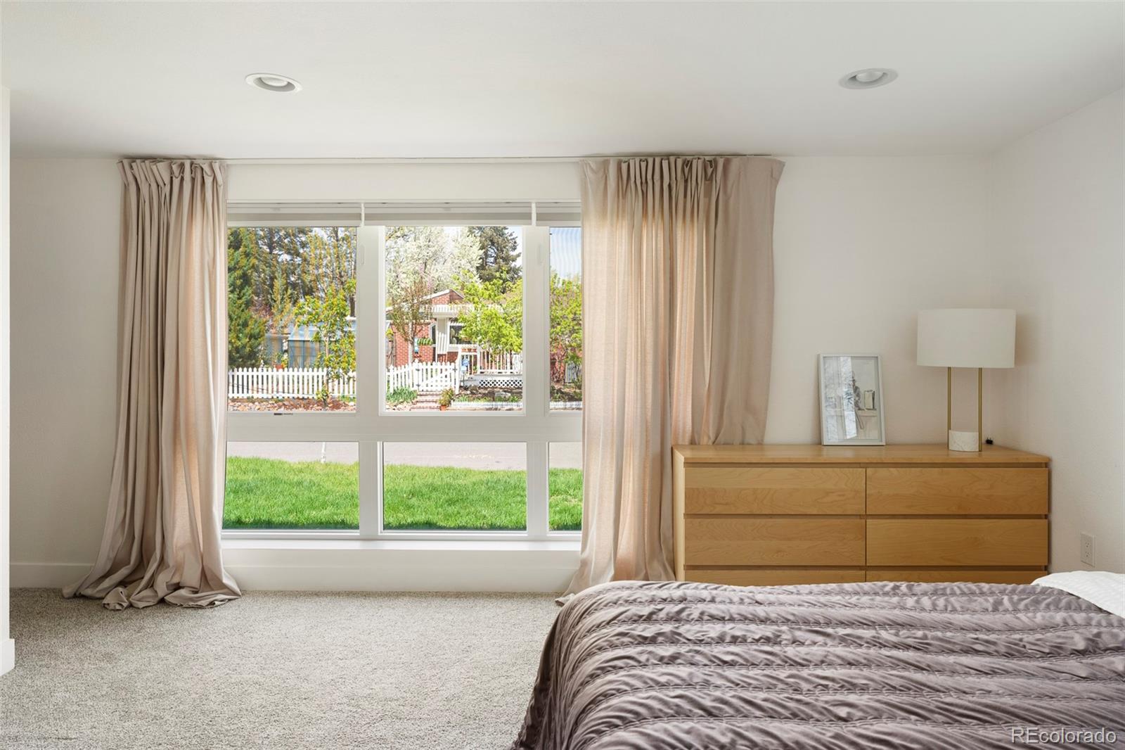 MLS Image #16 for 401 s ivy street,denver, Colorado
