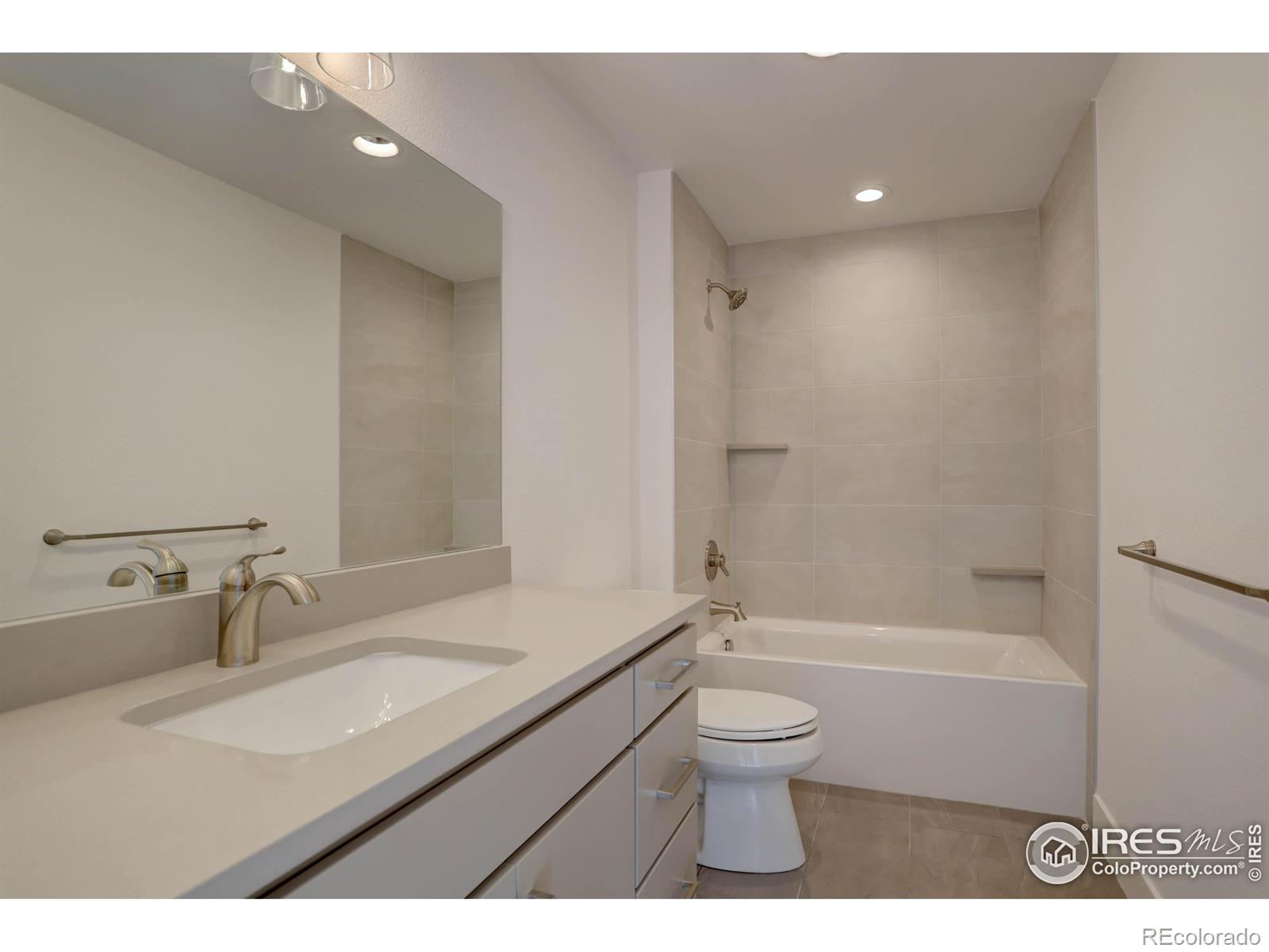 MLS Image #23 for 499  muirfield circle,louisville, Colorado