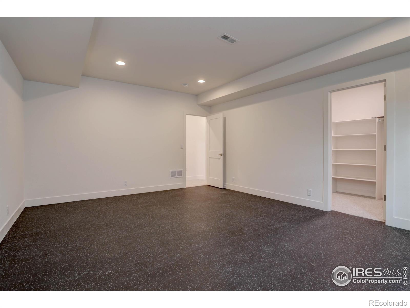 MLS Image #28 for 499  muirfield circle,louisville, Colorado
