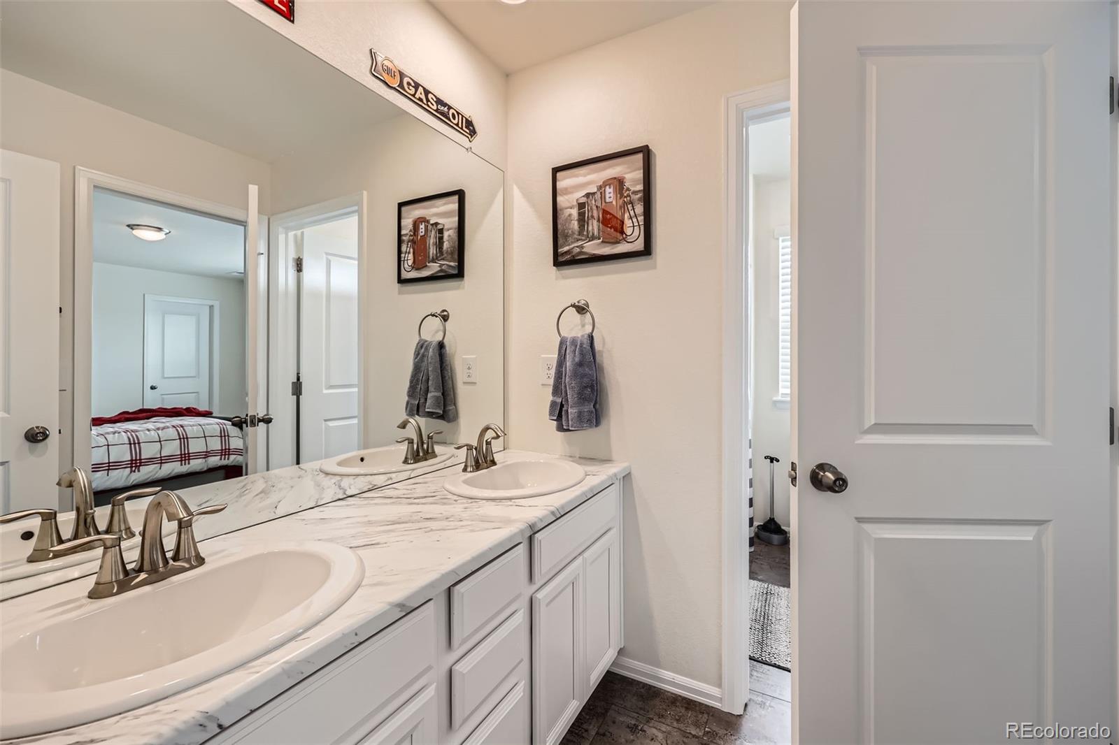 MLS Image #21 for 935  peach leaf lane,elizabeth, Colorado