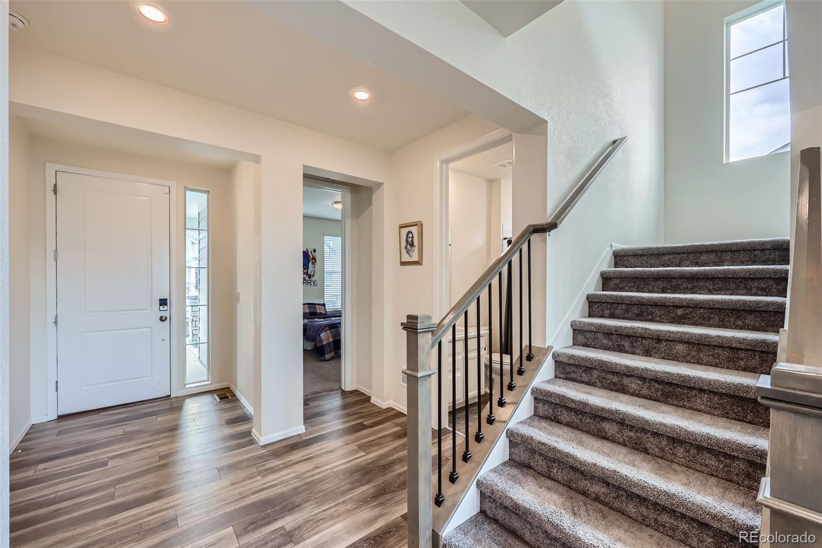 MLS Image #3 for 935  peach leaf lane,elizabeth, Colorado
