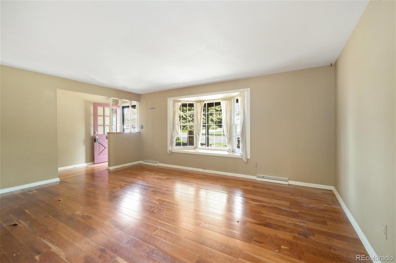MLS Image #3 for 10868 w 70th avenue,arvada, Colorado