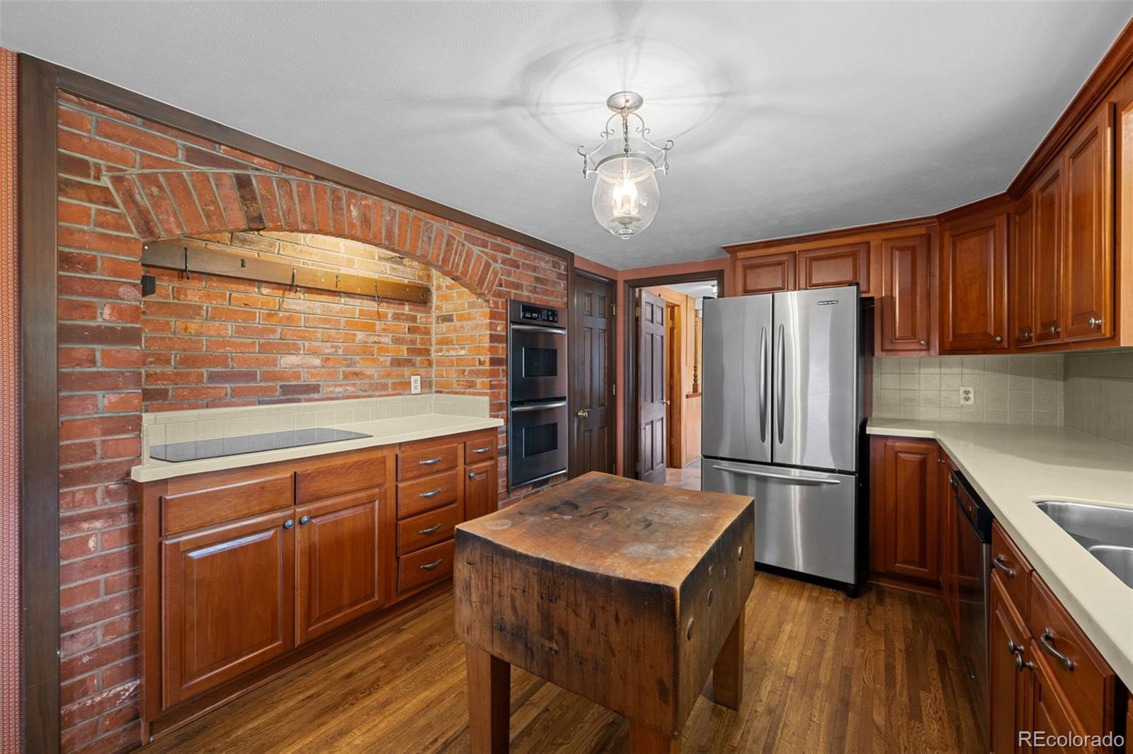 MLS Image #12 for 3821 s magnolia way,denver, Colorado